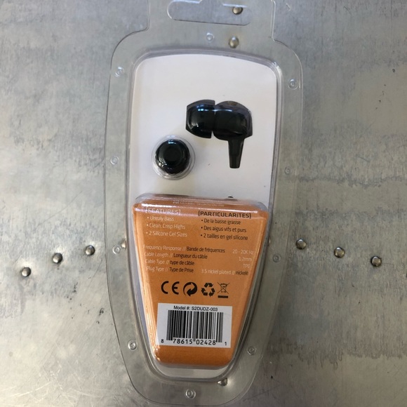 Skullcandy JIB Noise Isolating earbuds. - Picture 2 of 4